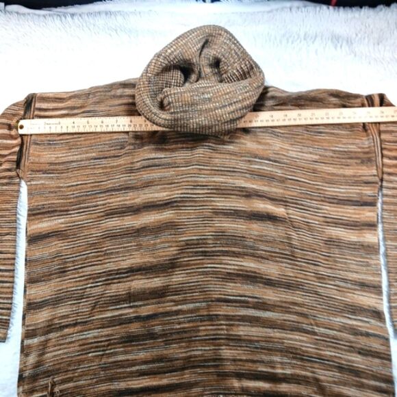 Jones New York Sport Striped Earth Toned Turtleneck with Tassel Hemline Medium. - Picture 8 of 11
